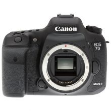 Зеркальный фотоаппарат Canon EOS 7D Mark II Body