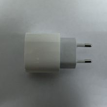Сетевое зарядное устройство Apple MHJE3ZM/A, 20 Вт, белый витринный образец без коробки